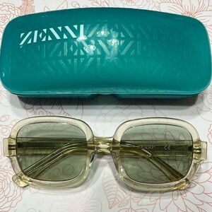 NWT- Zenni Sunglass Readers .50